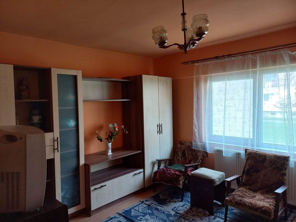 Apartament 2 camere, Carpați II, str.Fântânele
