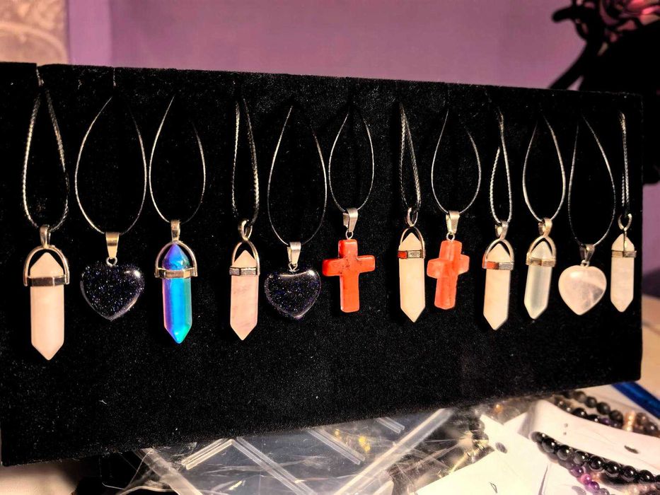 Гривни с кауза за лечение