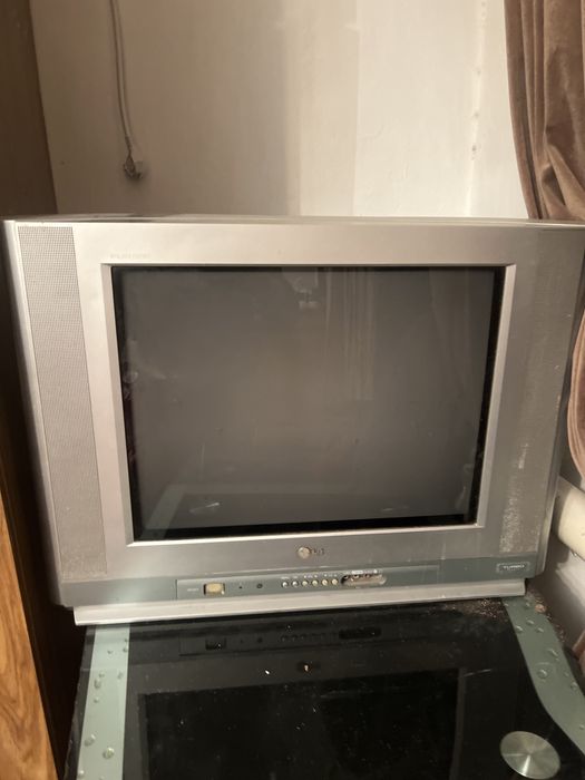 Телевизор б/у рабочий