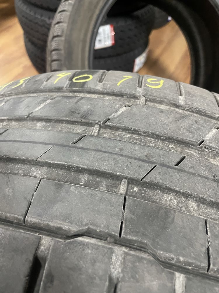 245/40R19 Hankook
