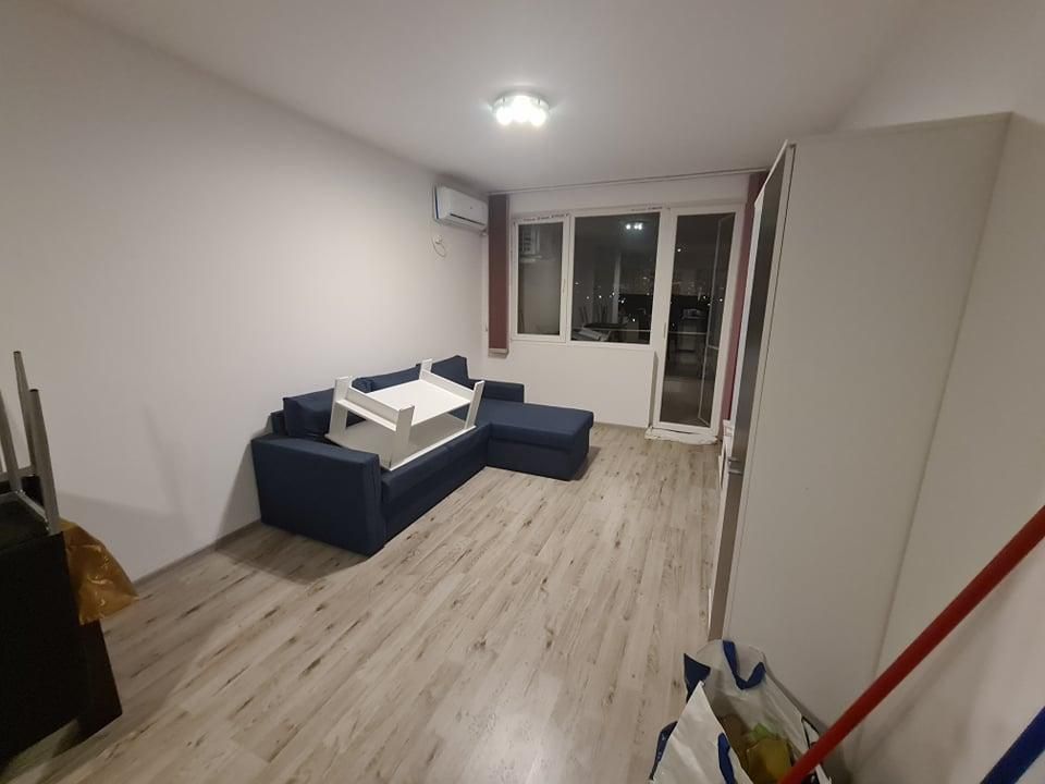 Дава се под наем Двустаен апартамент в Бургас, Изгрев - 64 кв.м за 408 € - Снимка #2