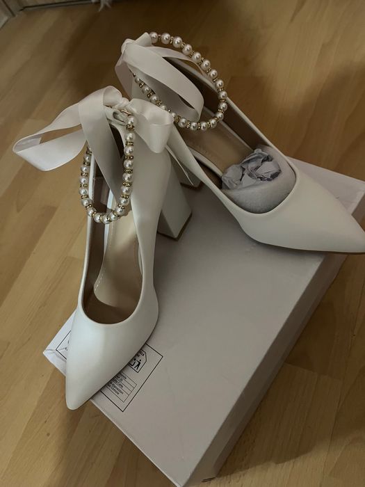 Чисто нови обувки