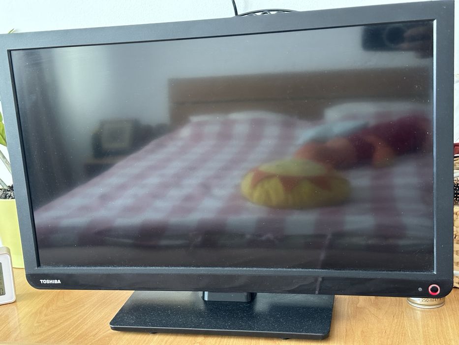 TV Toshiba 24" 24w1333G, 60 cm, negru, utilizat, stare f buna