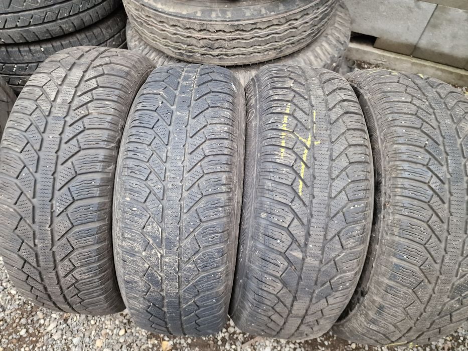 Anvelope 215/65R16 marca Semperit, M +S, 7 mm