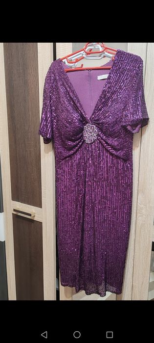 Vând rochie mărimea 46