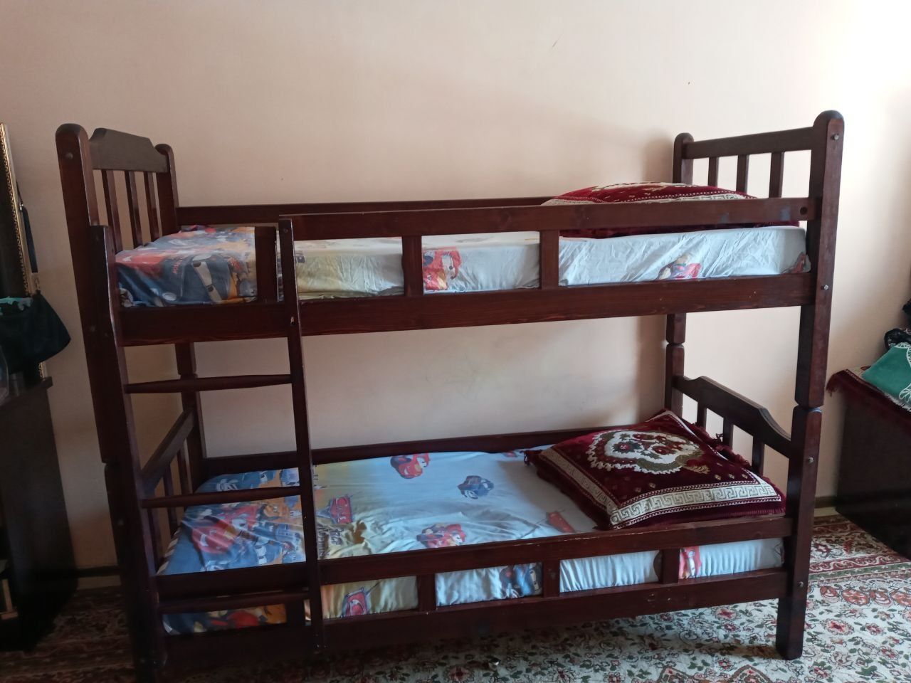 Детская кровать двух этажный
