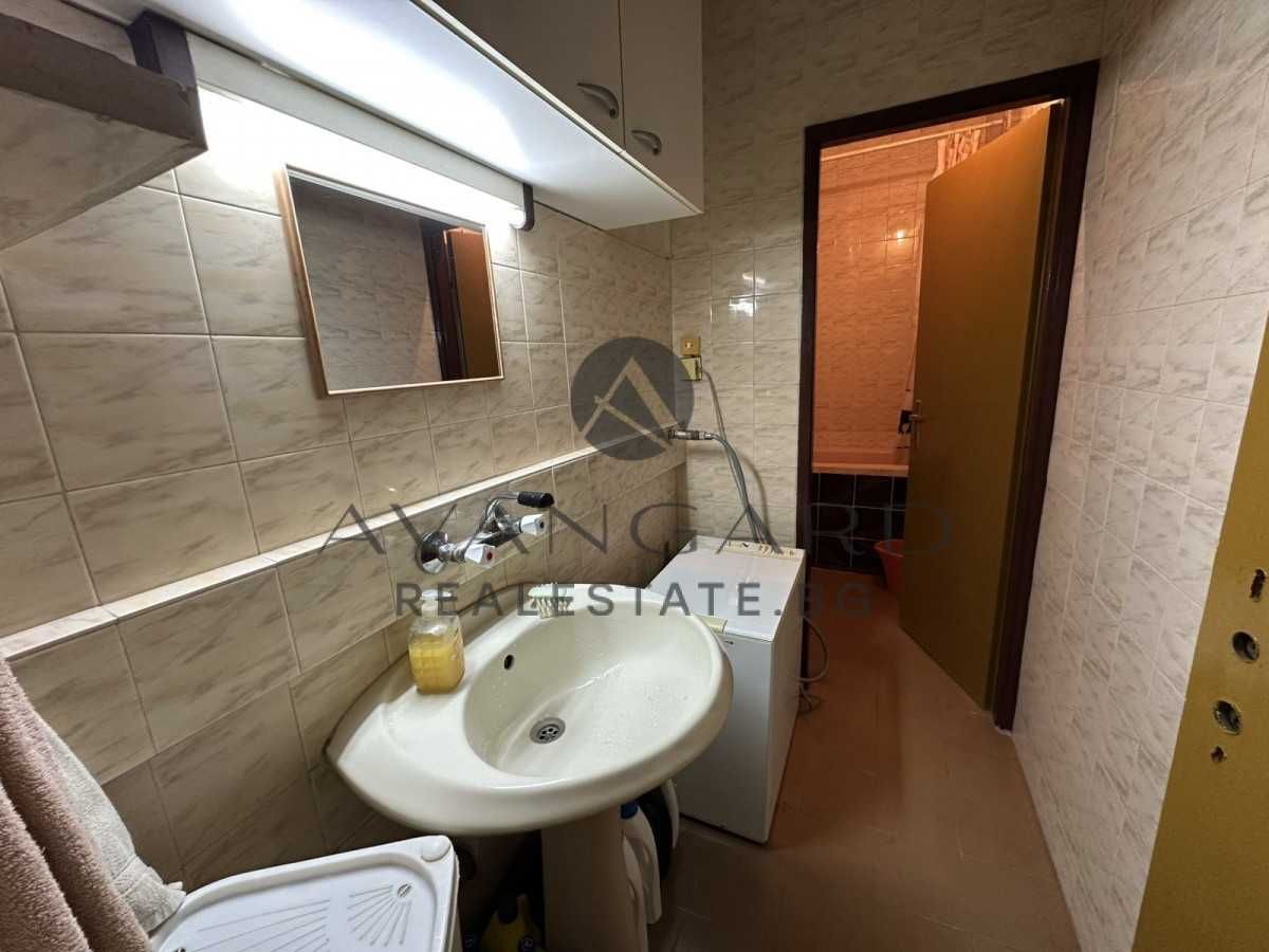 Продава се Тристаен апартамент в Пловдив, Център - 101 кв.м за 1616 €/кв.м - Снимка #7
