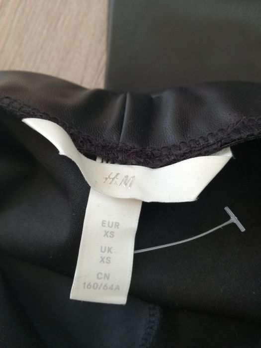 H&M клин от кожа- Нов размер XS