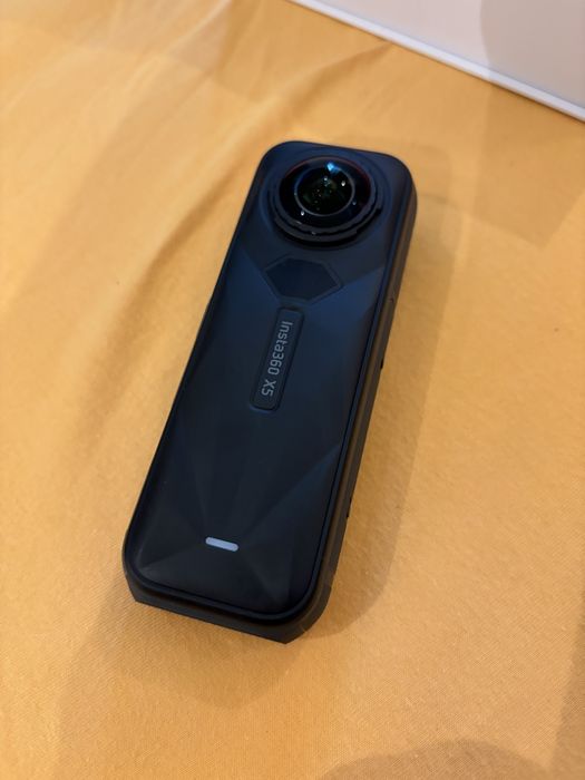 Insta X5 360 8K Екшън камера