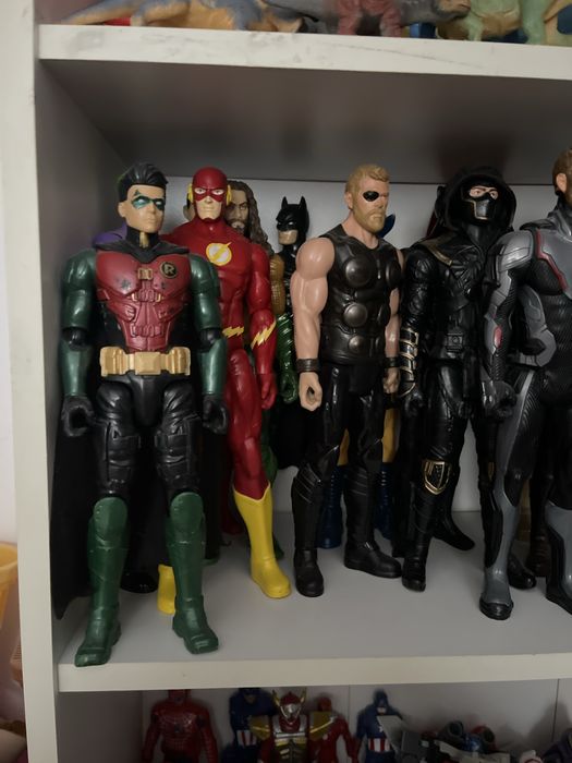 Eroi Marvel si DC Comics