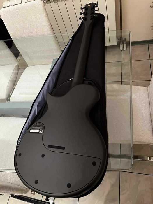 Enya Music Nova Go Sonic Black Електрическа китара + Подарък 3 перца