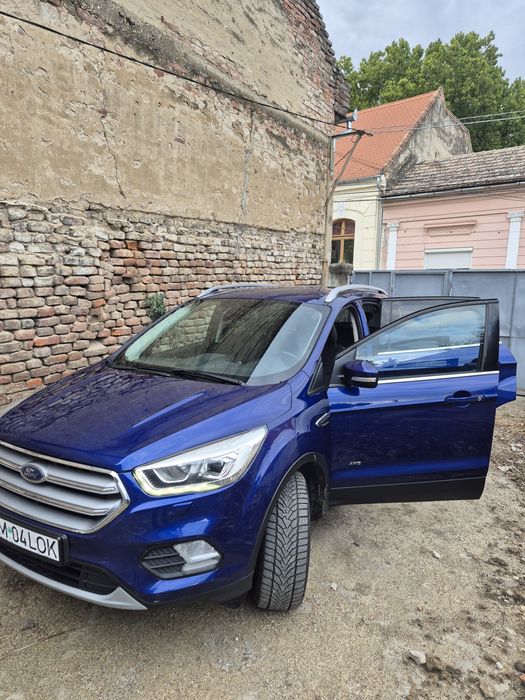 Ford Kuga inmatriculat