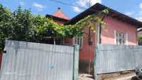 Vând casa în Tulcea str. Văcărescu nr. 25