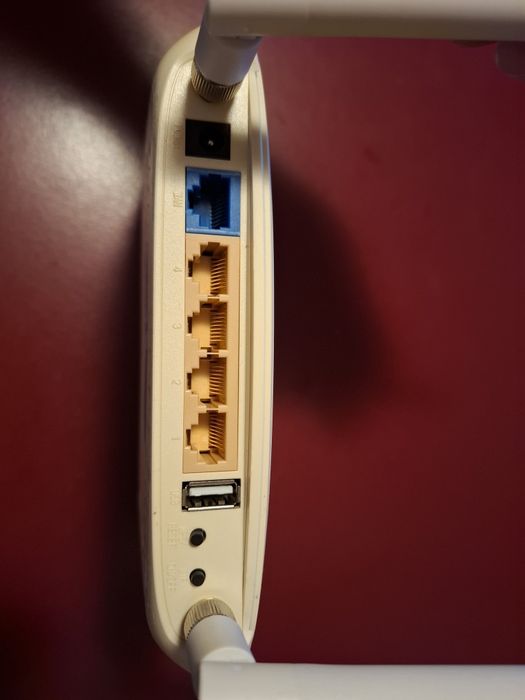 Router wireless TP-LINK 300Mbps