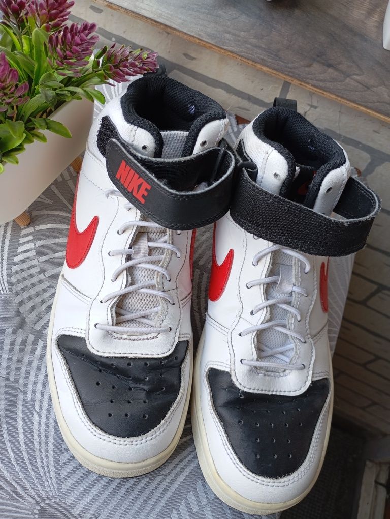 Маратонки Nike 37