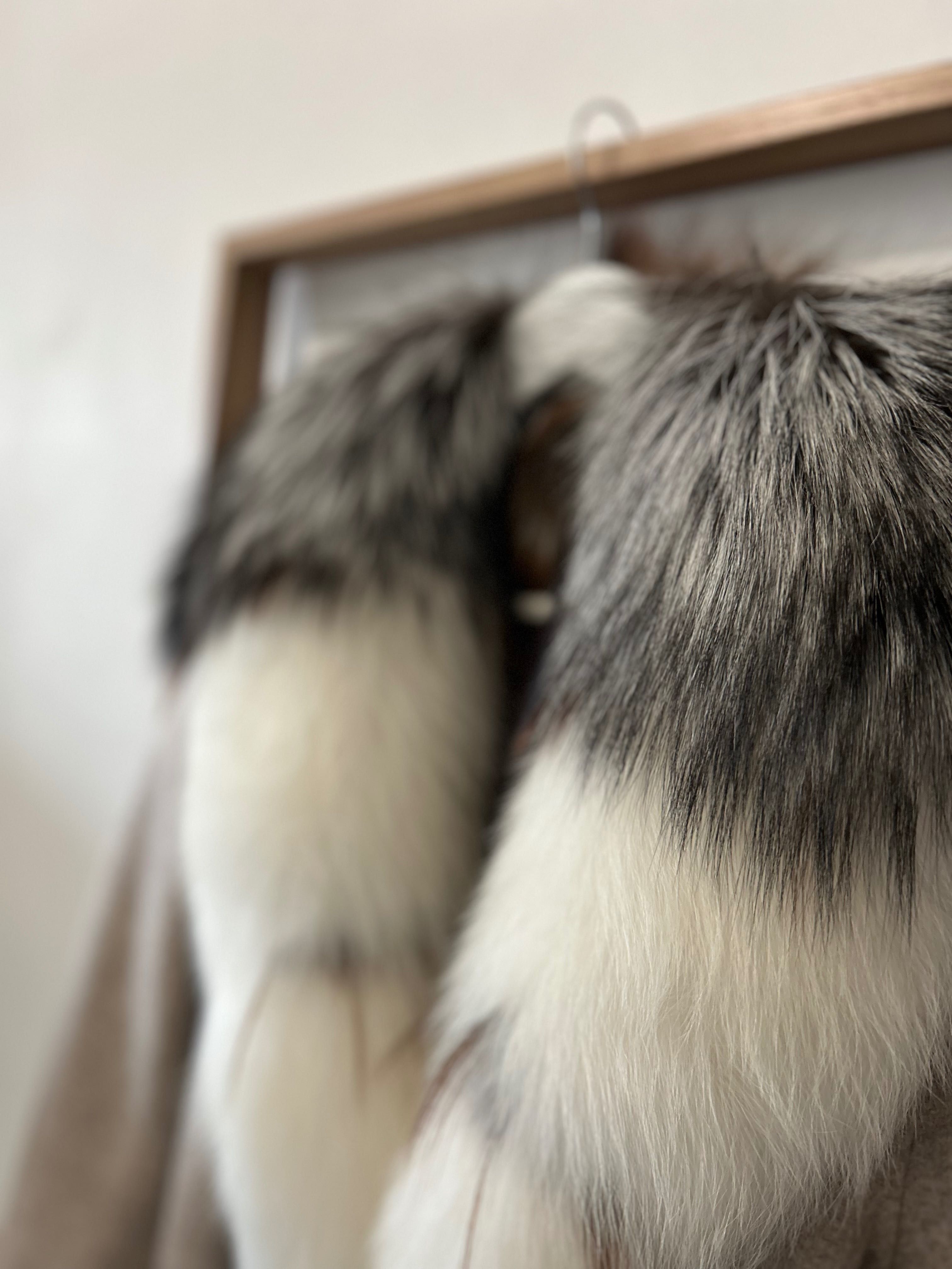 Palton/ Haină din lână de alpaca și blană naturală de vulpe