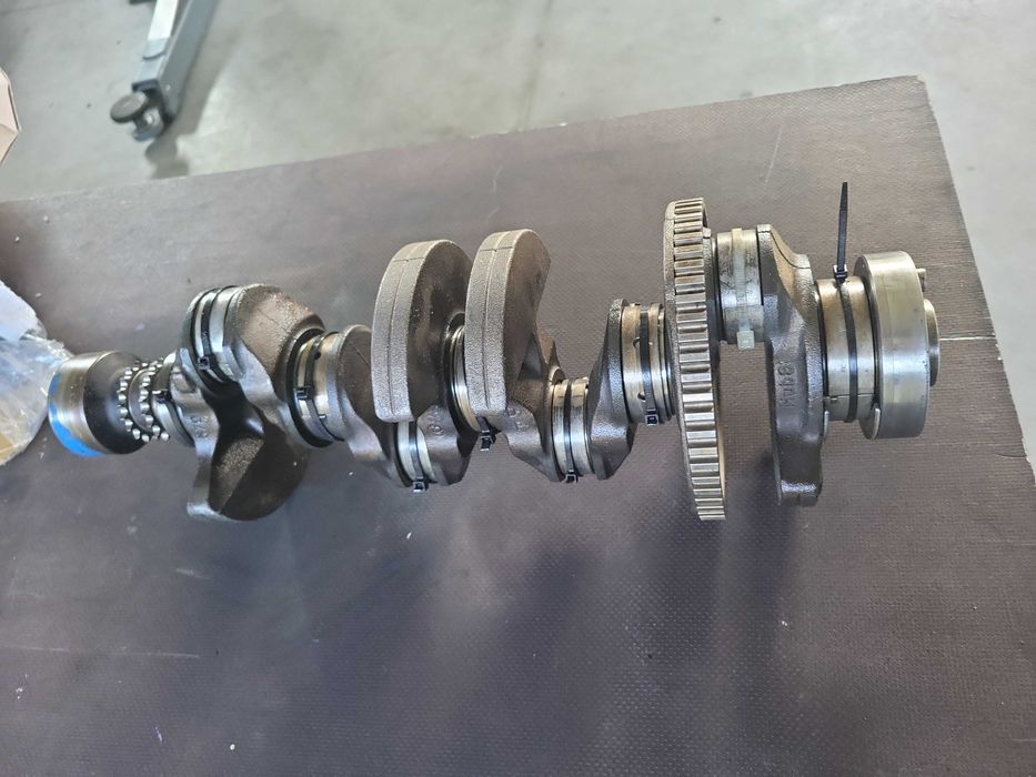 Vibrochen/arbore cotit cu,cuzineti  bmw e87,e90,e91 motor 1.6i N43