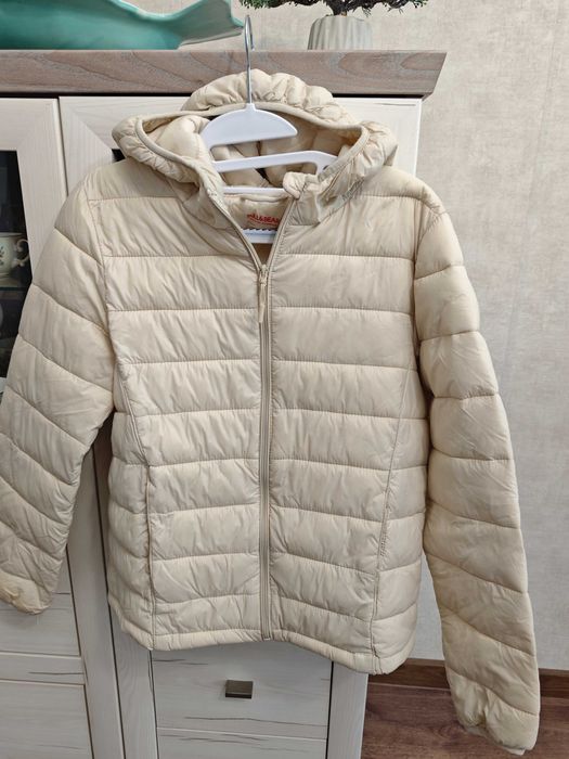 Дамско яке тип пухенка Pull & Bear