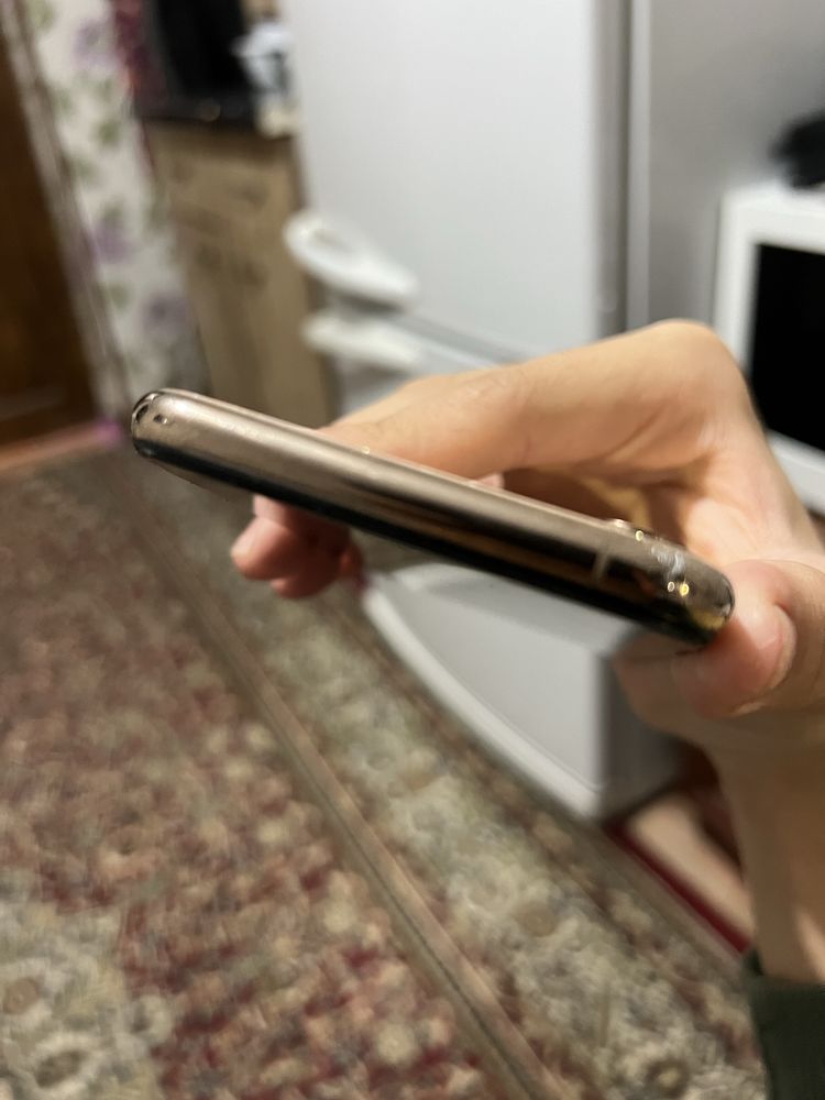 iphone XS xolati ideal
