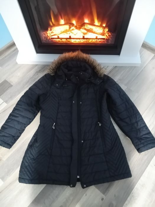Vând geaca groasa de iarna