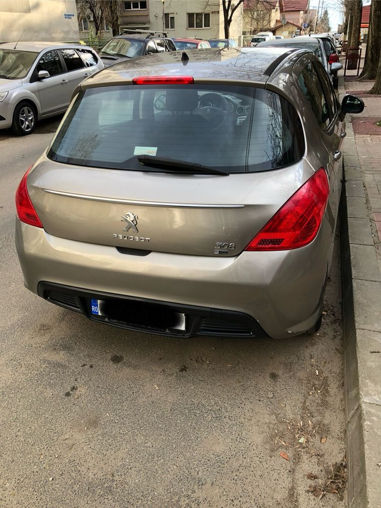 Peugeot 308 1.6 e-hdi start stop diesel cumparata noua Romania