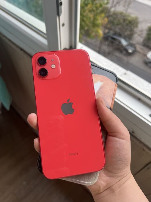 Айфон 12 128гб Красный 75% в идеале