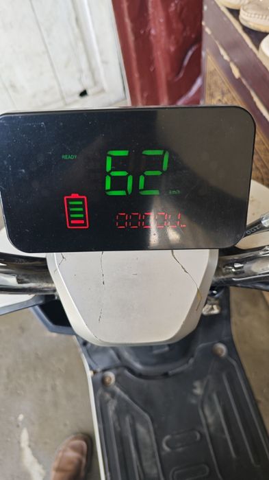 Elektron Sukuter sotiladi