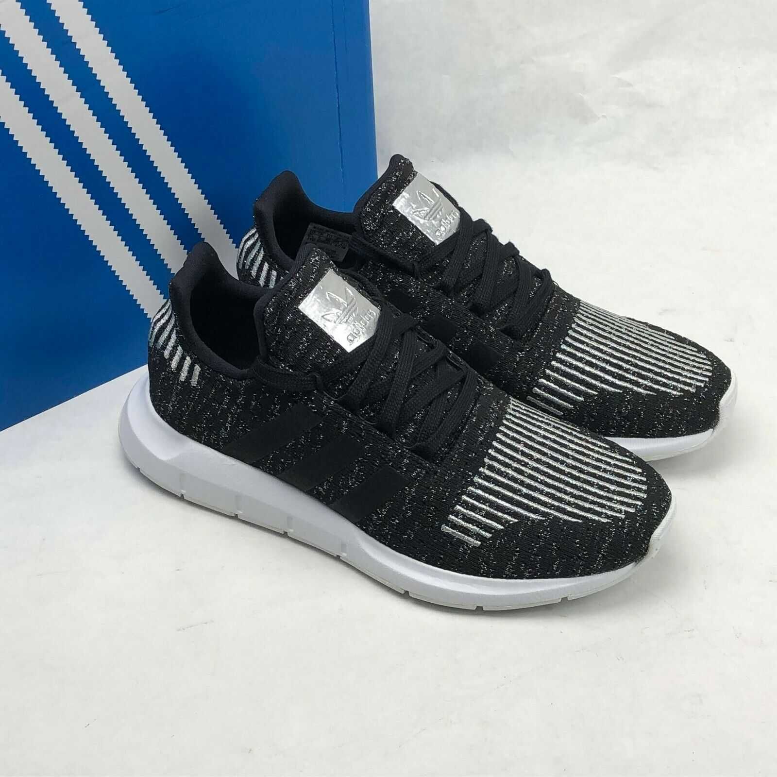 НОВИ Adidas Swift Run Core Black ОРИГИНАЛНИ дамски маратонки - 38/24,5