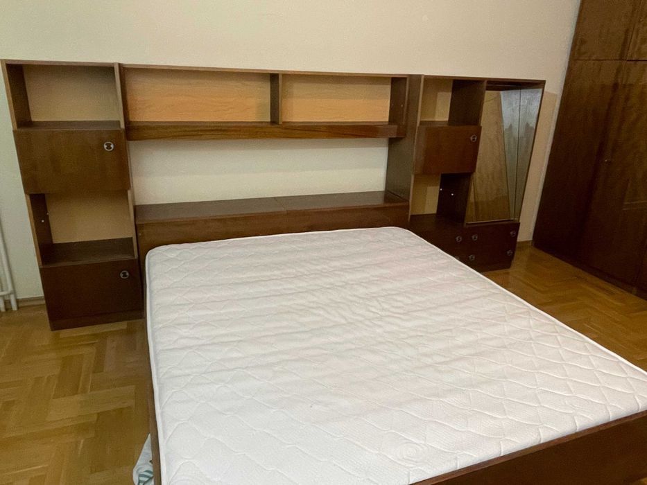 Спалня - 190/164 с матрак, шкафчета и огледало