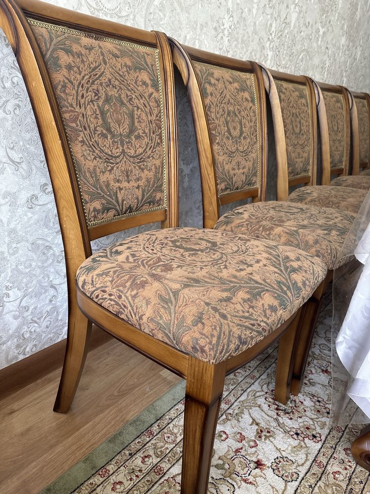 Продам стол стулья