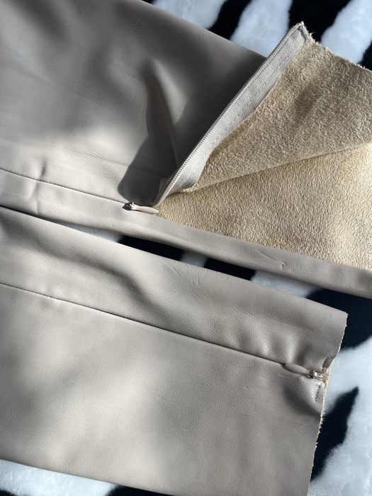 Pantaloni  piele