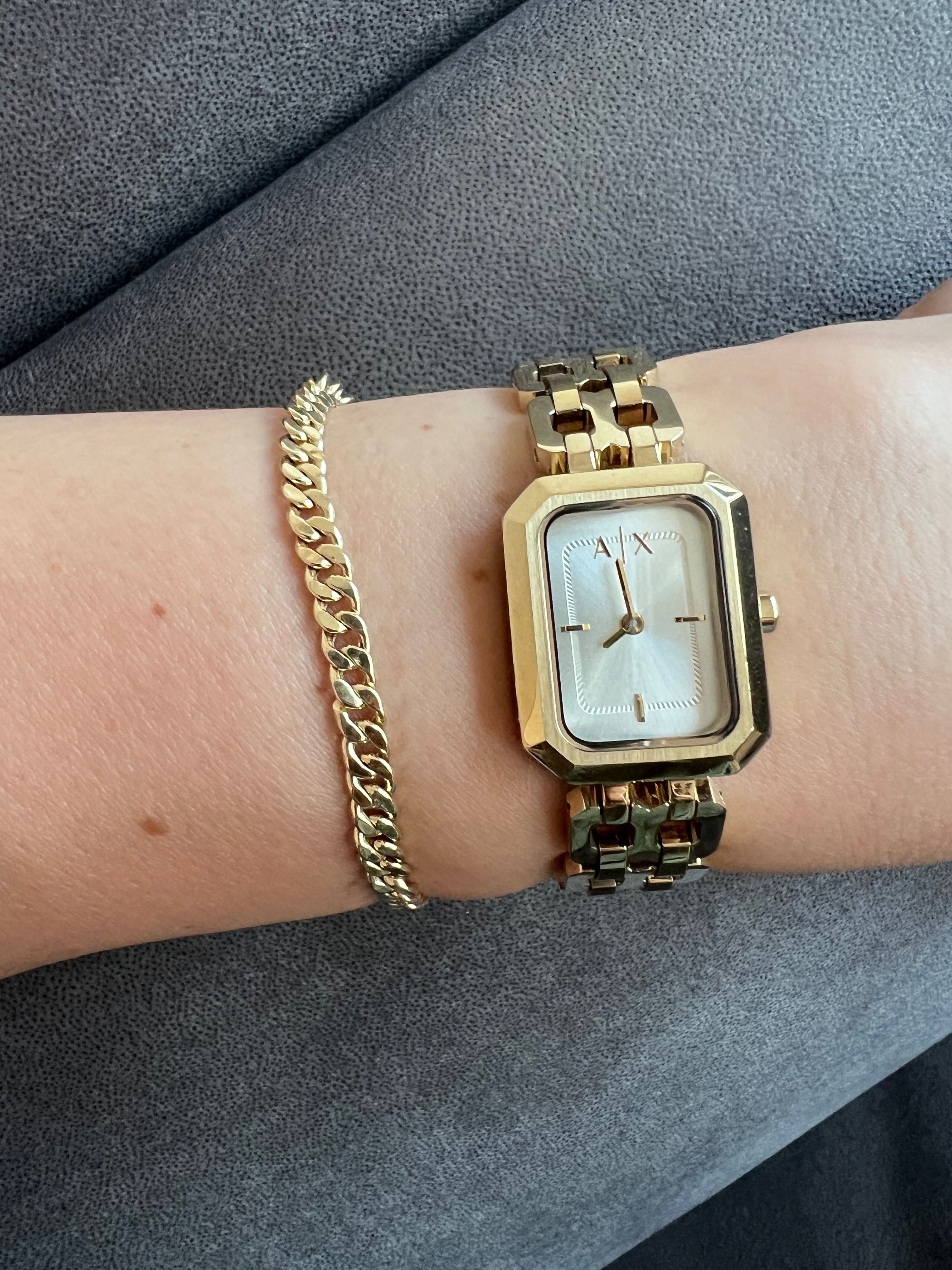 Часовник Armani Exchange