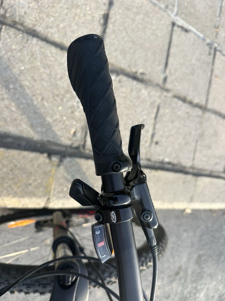 Велосипед Specialized M 27.5