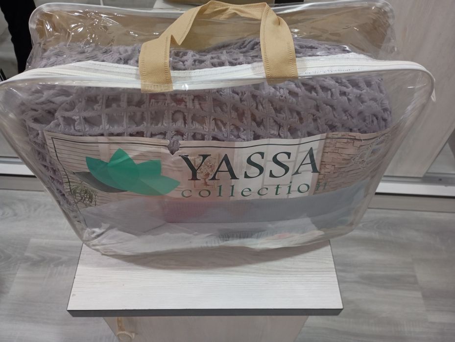 Срочно чехол для дивана 400000