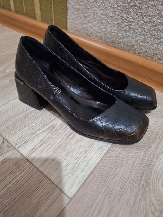 Продам туфли, сапоги