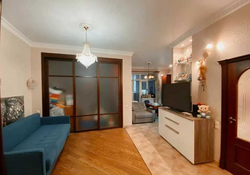 Дава се под наем Двустаен апартамент в Пловдив, Каменица 1 - 80 кв.м за 255 € - Снимка #2