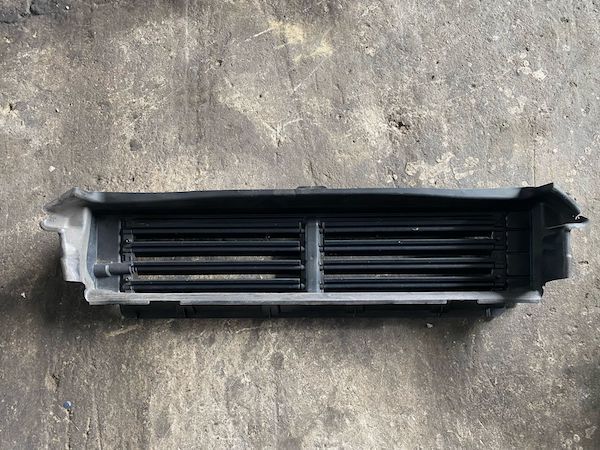 Clapeti Deflector Aer Interior Radiator Volvo XC60 2018+ 31425366