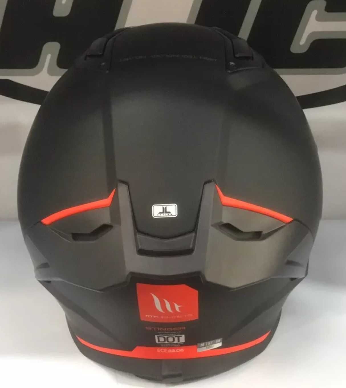 Чисто нова каска MT HELMETS STINGER 2 черен мат размер XL