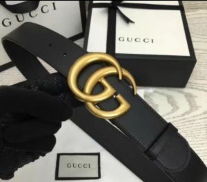 Set Gucci Marmont(geanta+curea),logo metalic,saculet, etichetă