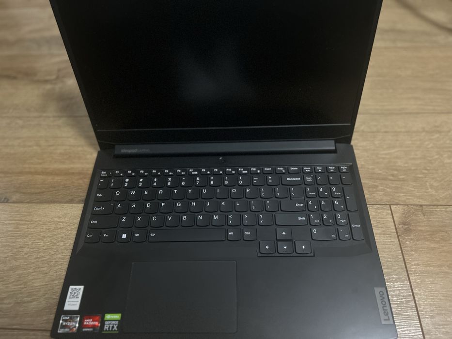 vand laptop lenovo ideaped3
