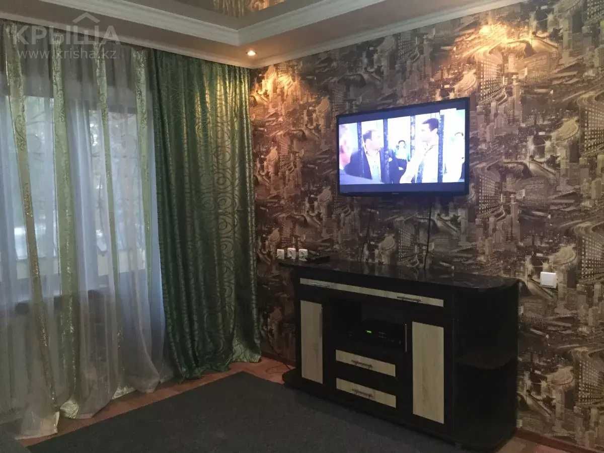 Посуточно Квартира в Самом Центре! (WiFi, Чистая, Все Удобства)