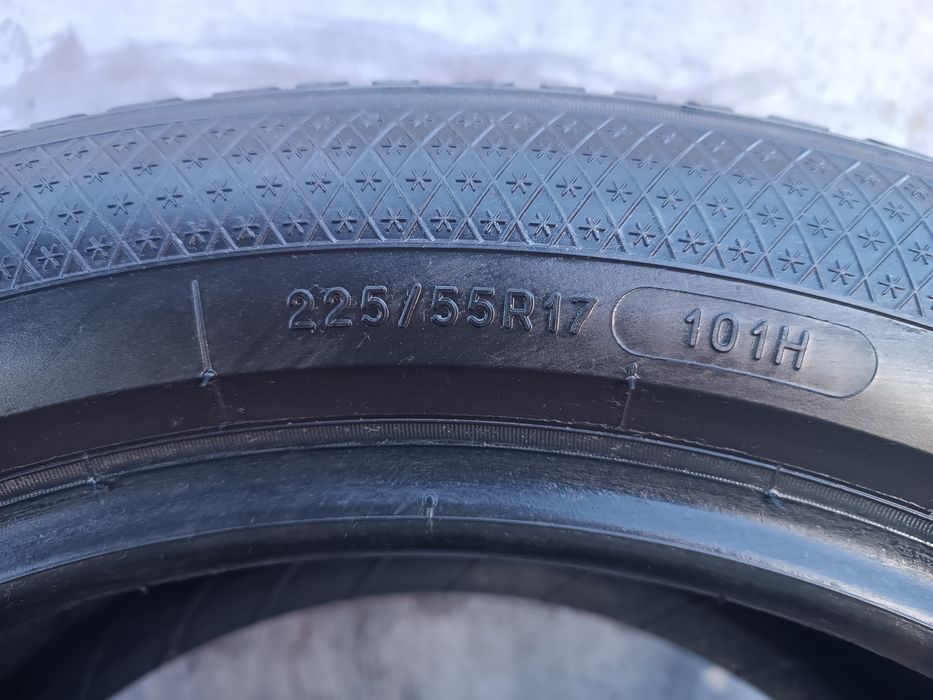 225/55/17 Kleber