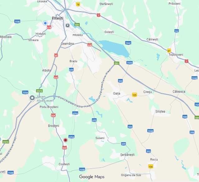 Teren intravilan 5,837 mp, parcelat in 2, utilității, deschidere 64 m