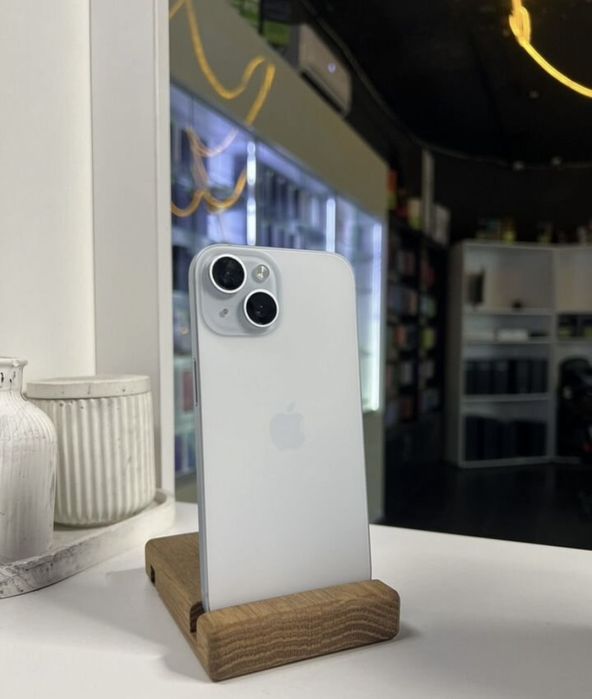 iPhone 15 128GB с гарантией