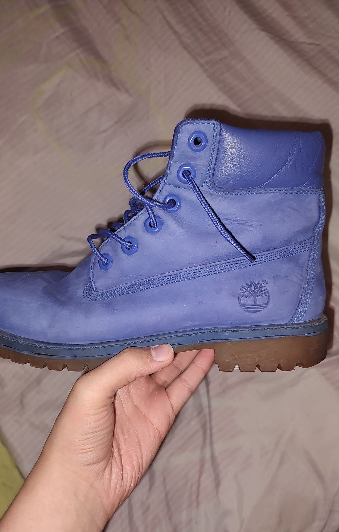 Timberland 6" bocanci, vând urgent