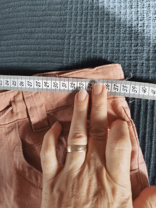 Pantaloni scurți noi, damă roz mărimea 36/38