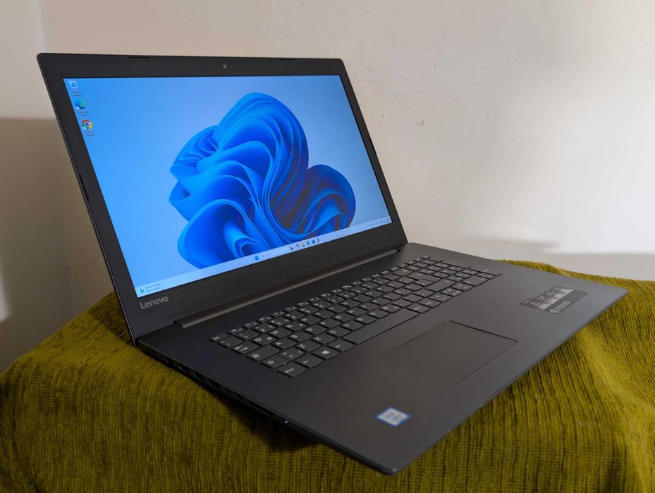 Laptop Lenovo v320-17IKB, Intel Core i3-7130U, display 17,3 full hd