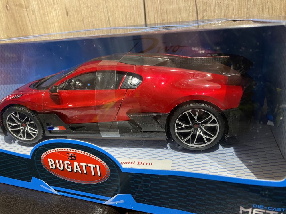 Bburago BUGATTI DIVO machetă auto metalica scara 1:18