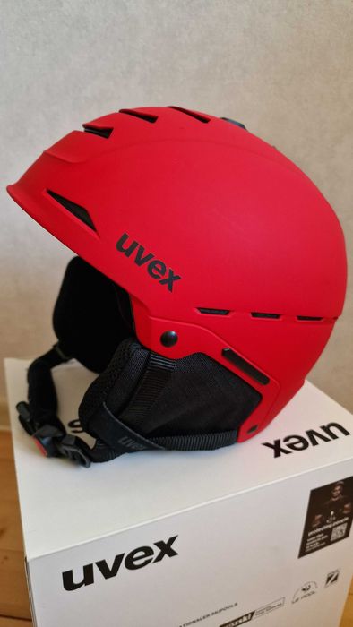 Ски каска Uvex legend