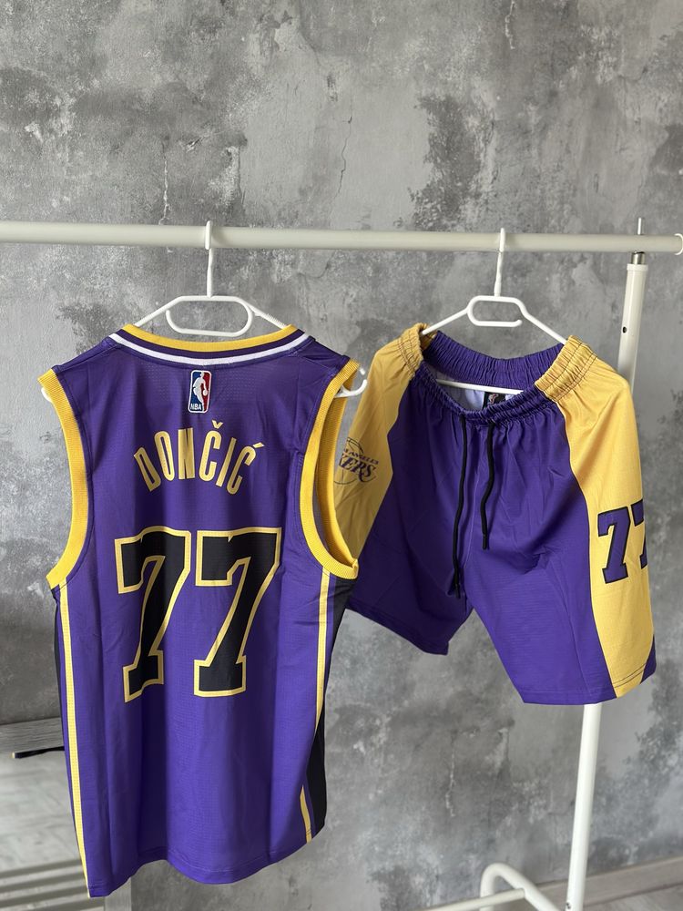 Compleu Lakers Nike Jordan NBA